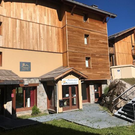 T2 Skis Aux Pieds Les Terrasses De La Bergerie Orcieres Exterior photo